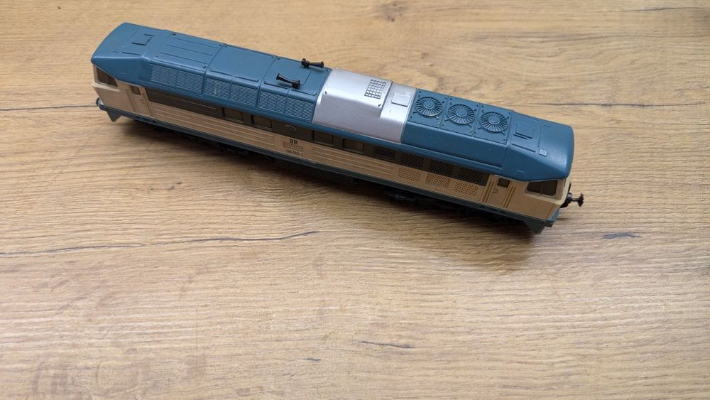 Lokomotywa Br230, wagony, tory (skala H0)