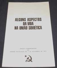 Livro Alguns Aspectos da Vida na União Soviética 1974