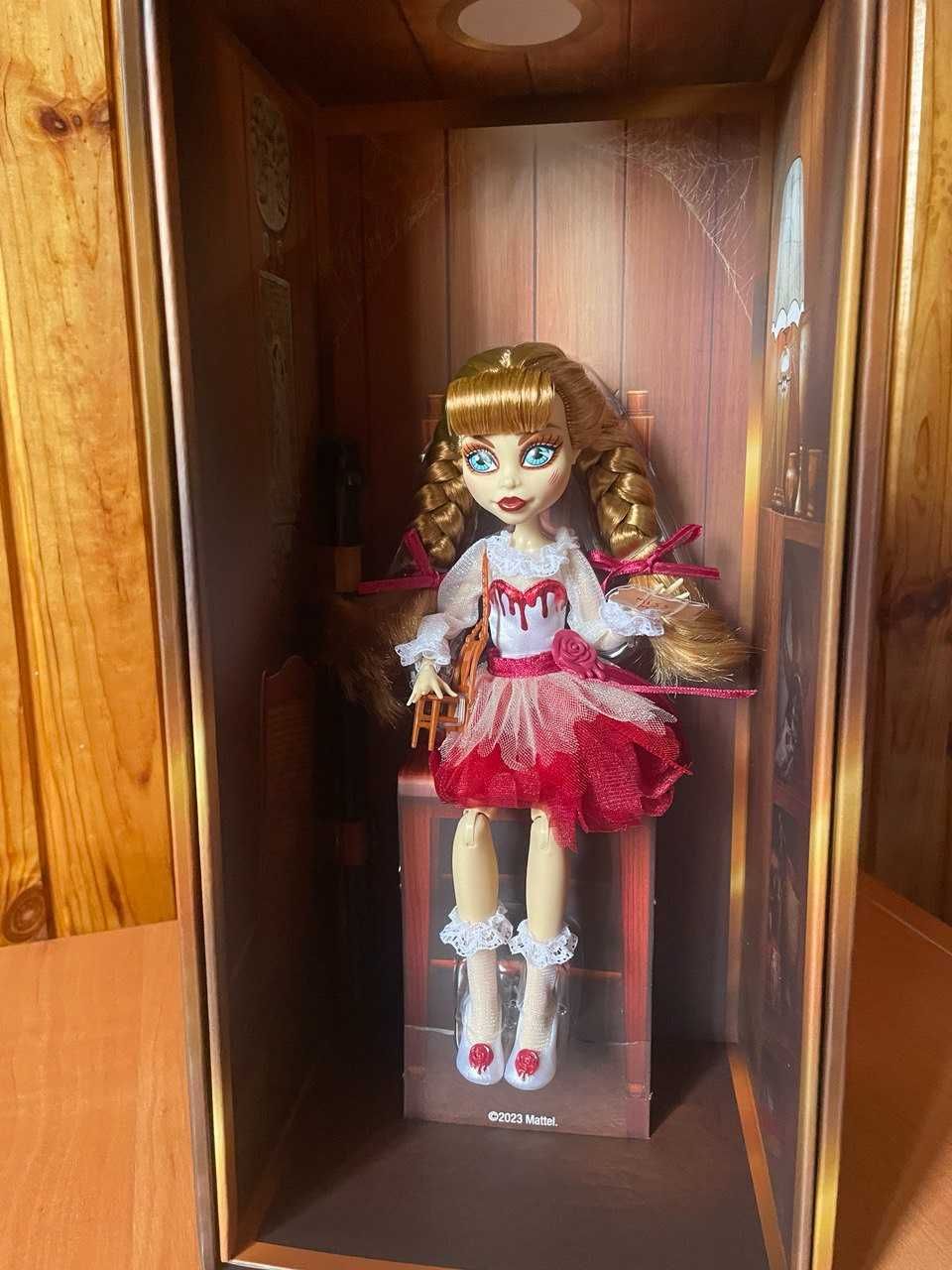 Коллекционная кукла Аннабель Монстер Monster High Skullector Annabelle