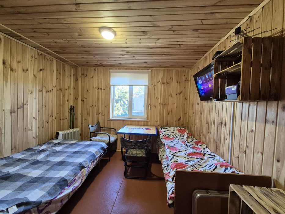 Дача для сімейного та активного відпочинку біля води