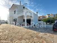 Moradia T4 De Base Isolada Com Garagem