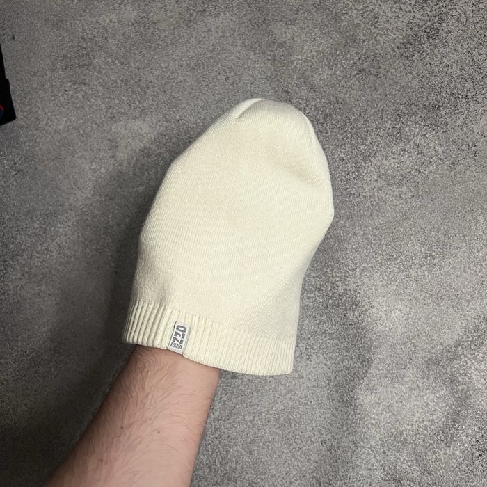 Зимова білосніжна шапка OZZI оригінальна чоловіча стильна шапка