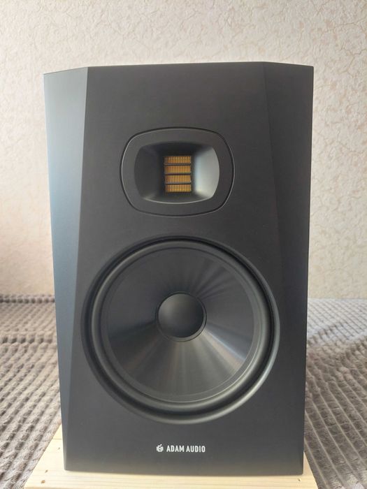 2× ADAM AUDIO T8V ,Sprzedam