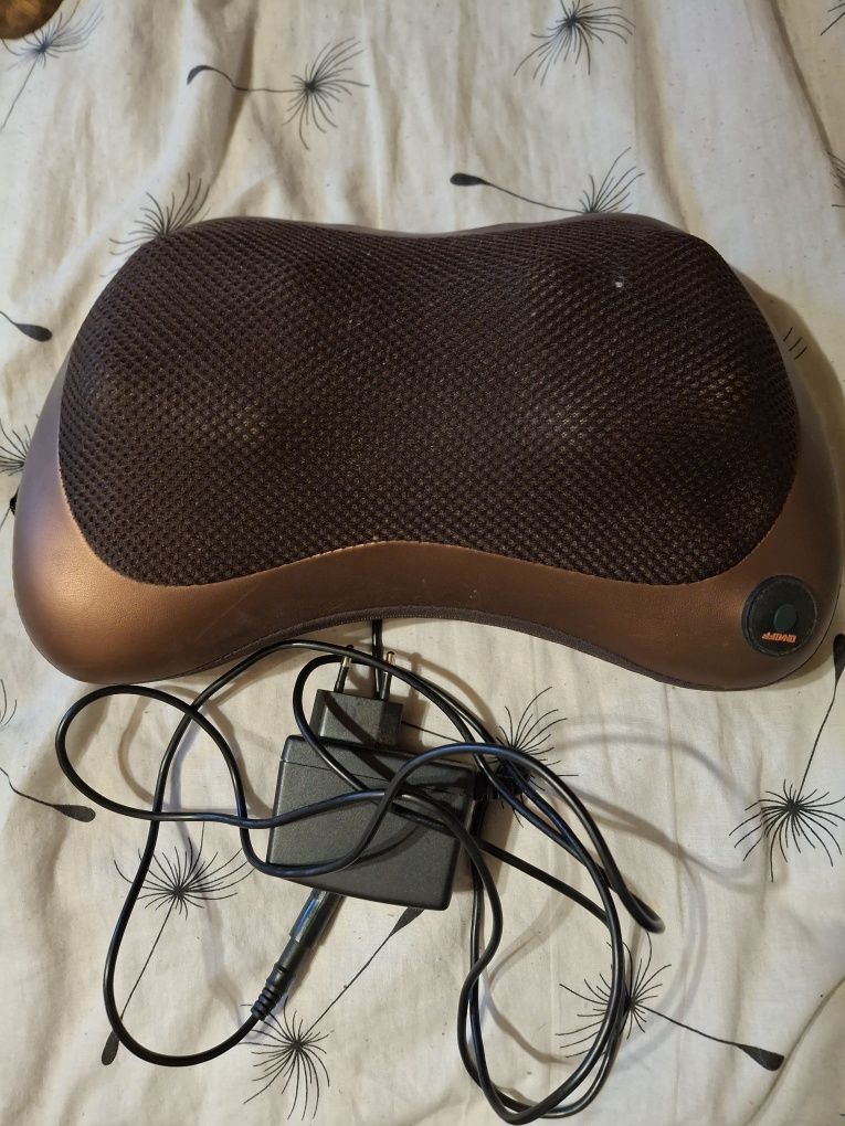 Подушка масажна Massage Pillow для шиї, спини та ніг