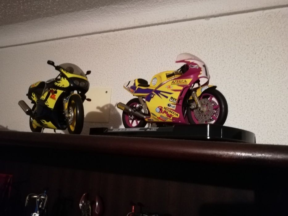 Carros e motas de coleção