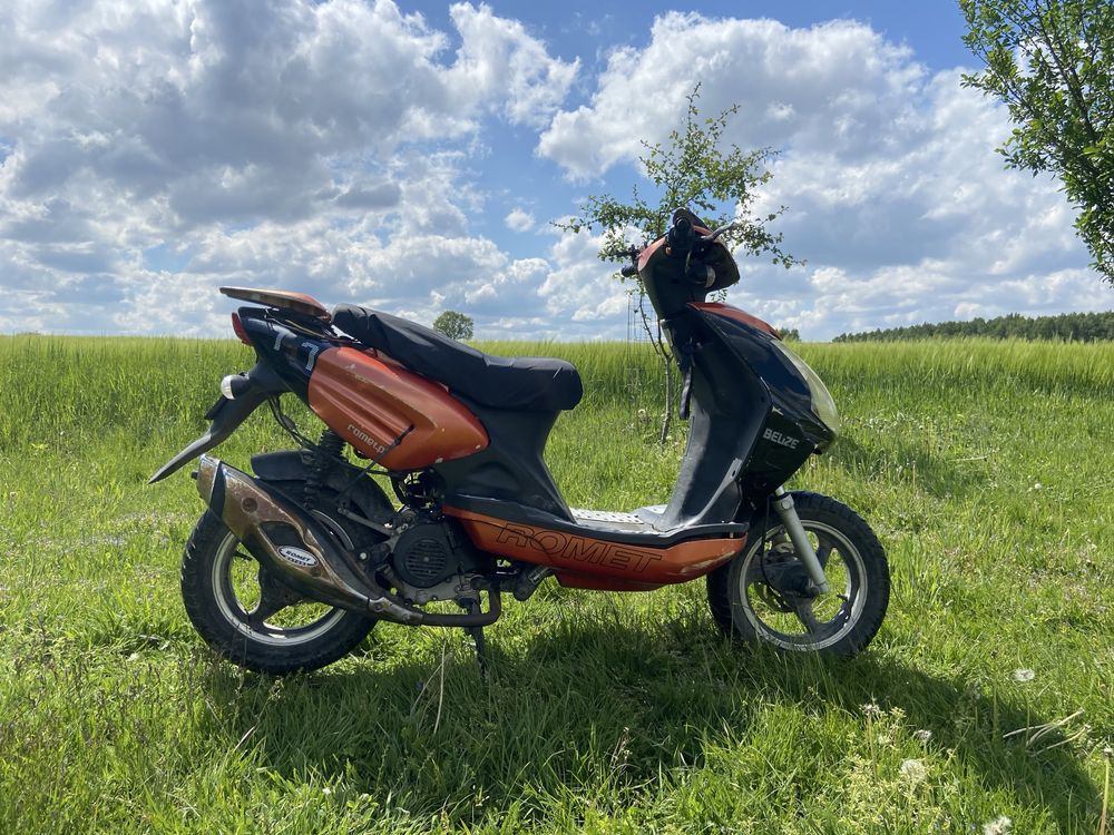 Skuter 80 zarejestrowany na 50 Romet 747 4t