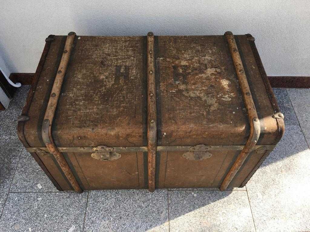 Kufer z dawnych lat