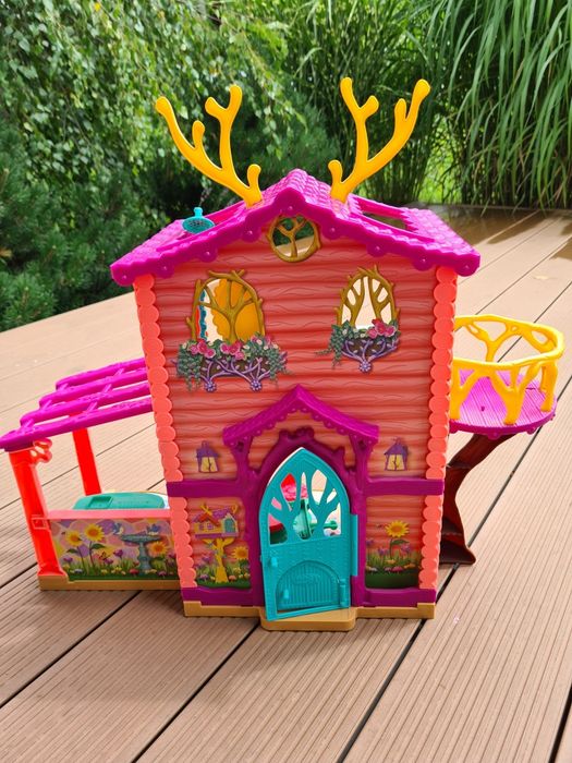 Enchantimals Duży Domek Leśny Jelonków