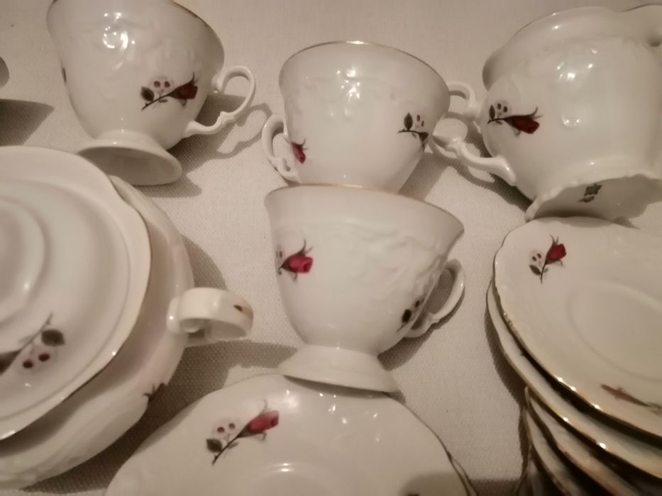 Zestaw do kawy/herbaty . Zestaw porcelanowy PRL.