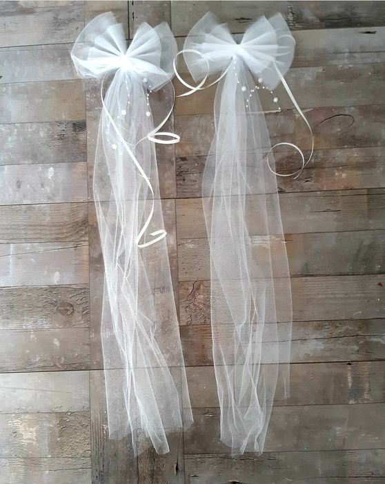 30 kokard tiulowych białych z perłami