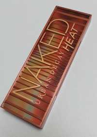 Urban Decay Naked Heat paleta cieni do powiek