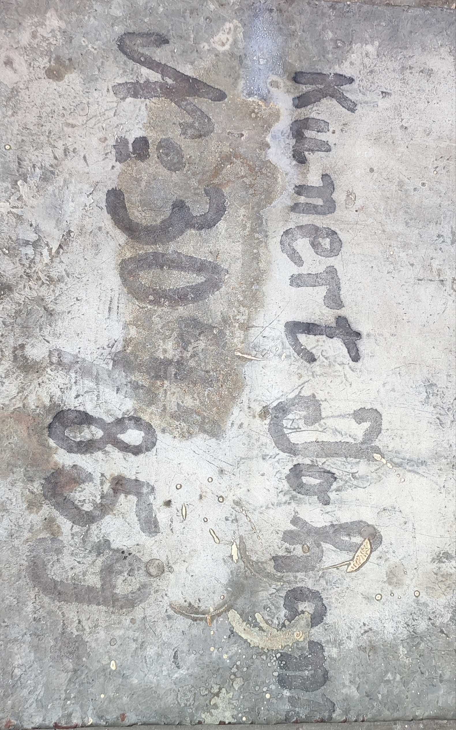 Stół rozkładany zabytkowy, wiedeński z 1859 roku.