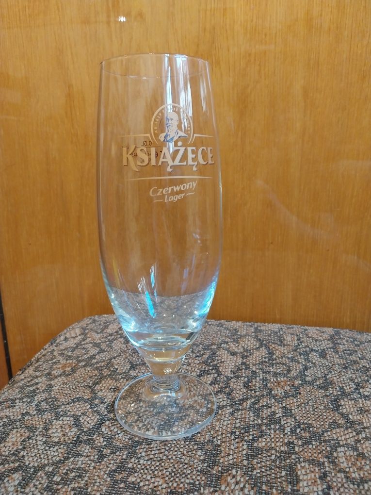 Pokale do piwa 0,5L różne kompanijne