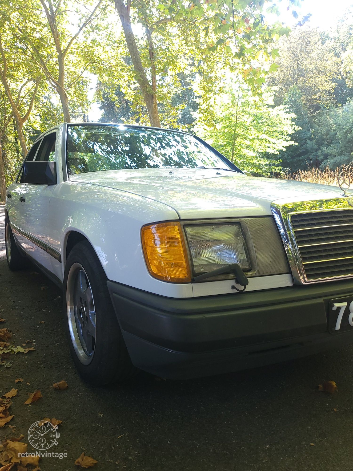 Mercedes-Benz 300 E (W124)