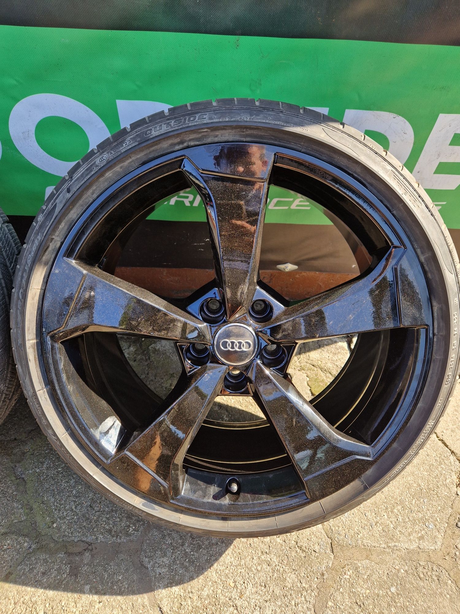 Oryginalne Koła Audi RS3 8V0 19cali Pirelli Pzero 2022r. 7,5mm