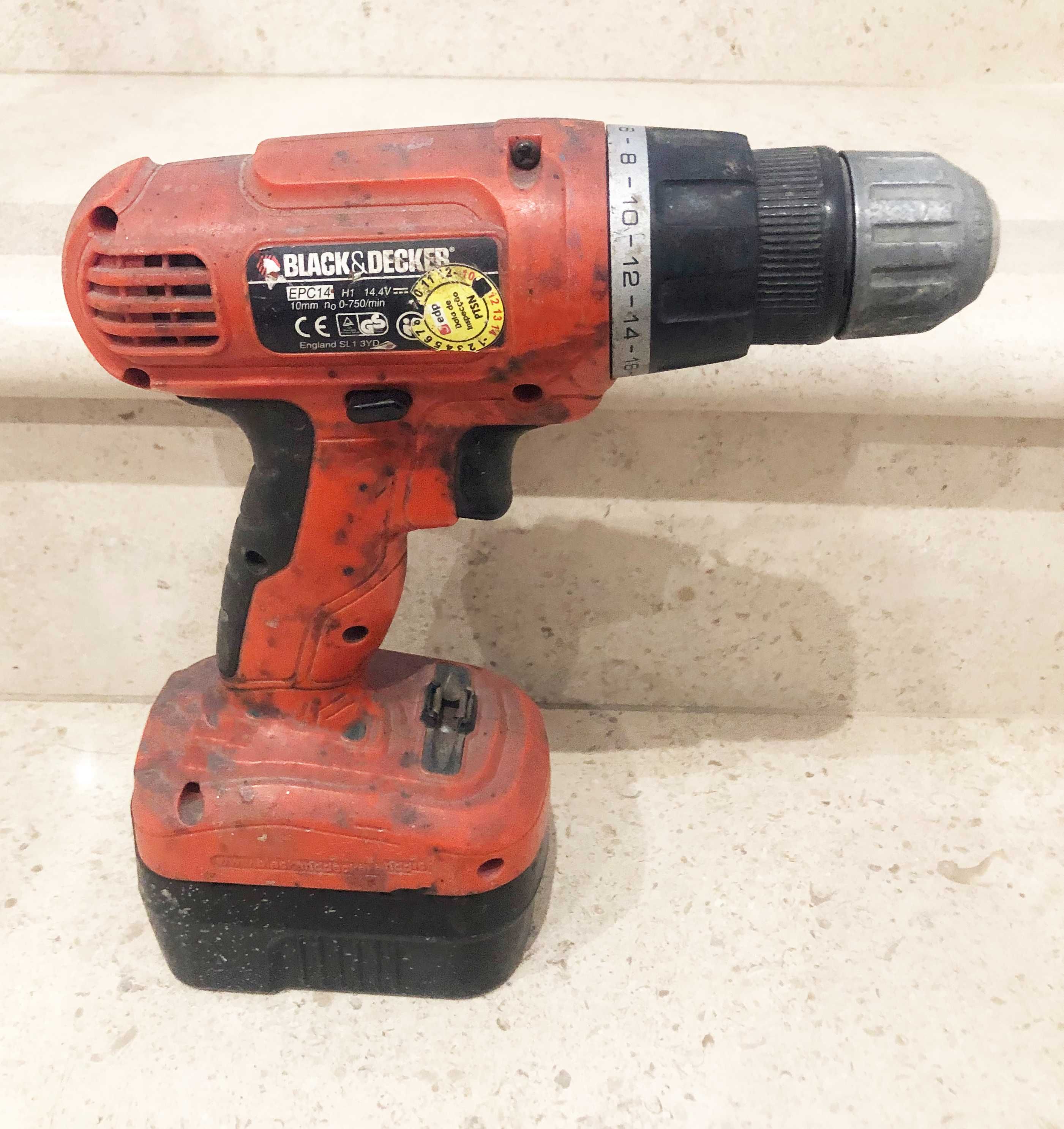B&D 14,4V Berbequim Aparafusadora - sem carregador + oferta