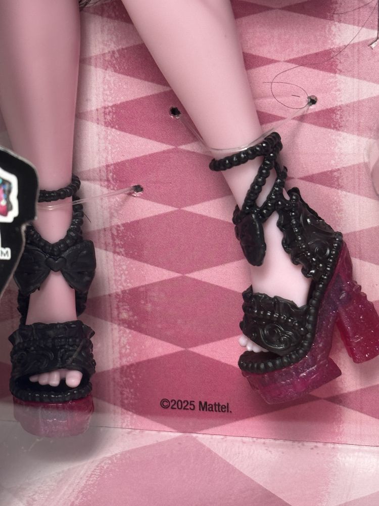 Дракулаура Monster High Scary Sweet Birthday 1600 Draculaura