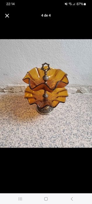 Fruteira Antiga em bom estado