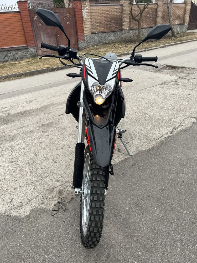 Продам мотоцыкл Loncin Lx250GY-3 Sx2 2023