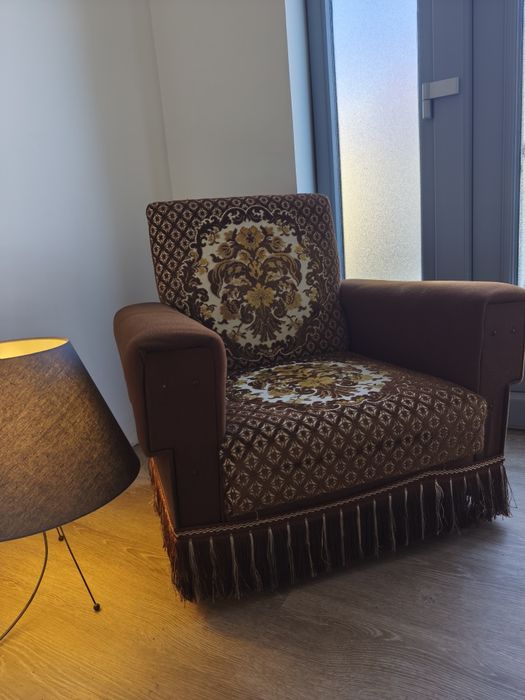 Poltrona vintage em veludo