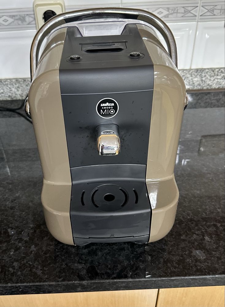 Maquina Cafe Lavazza Modo Mio Saeco