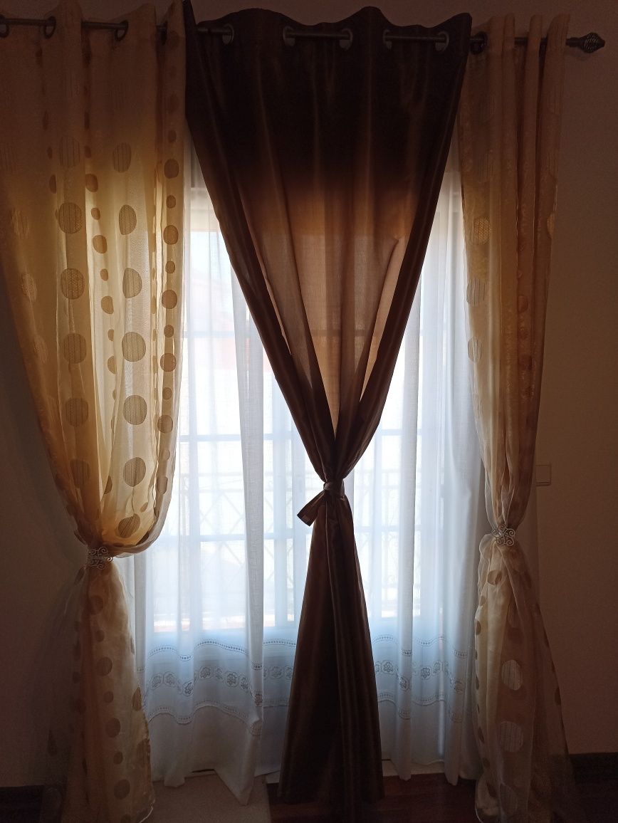 Cortinados de quarto