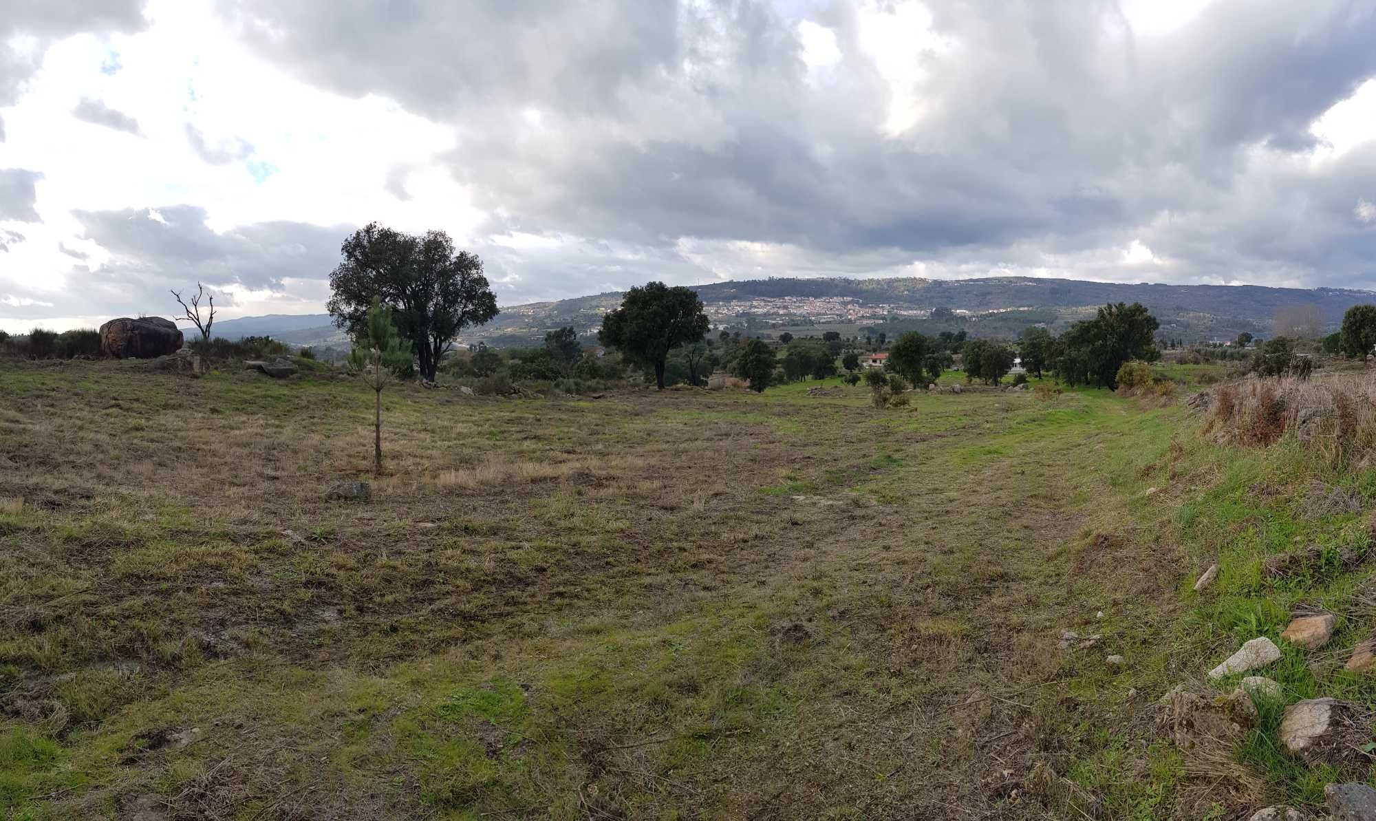 Terreno com Água Própria, Bons Acessos e Potencial de Construção!