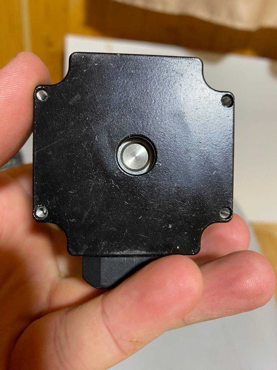 кроковий двигун nema 23