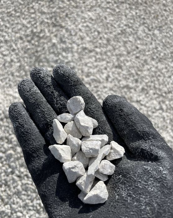 Biały Kamień ŚMIETANKOWY Grys na Rabaty Opaski Kruszywo Ozdobne Żwir