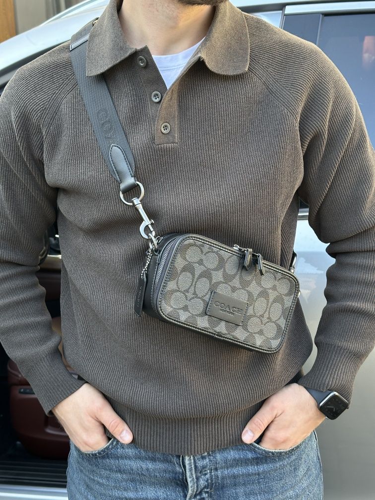 Сумка чоловіча на 2 відділення Coach Wyatt Crossbody Bag In Signature