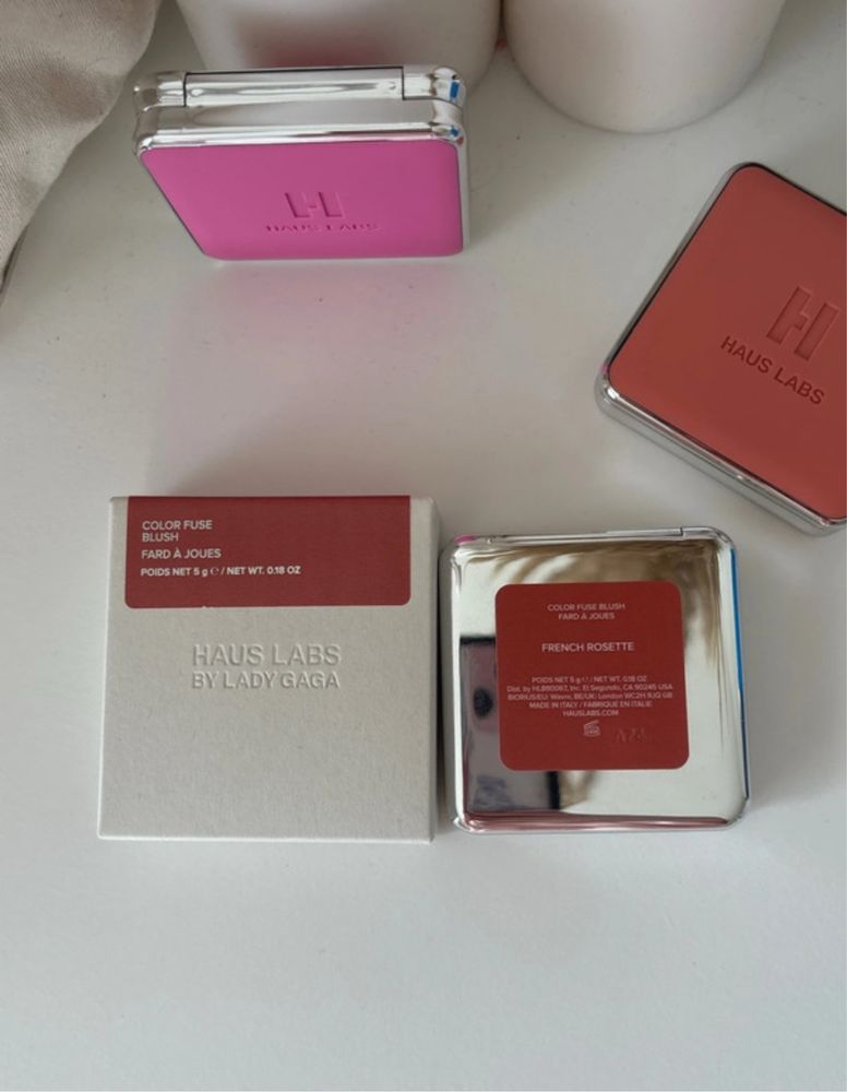 haus labs blush „french rosette” róż