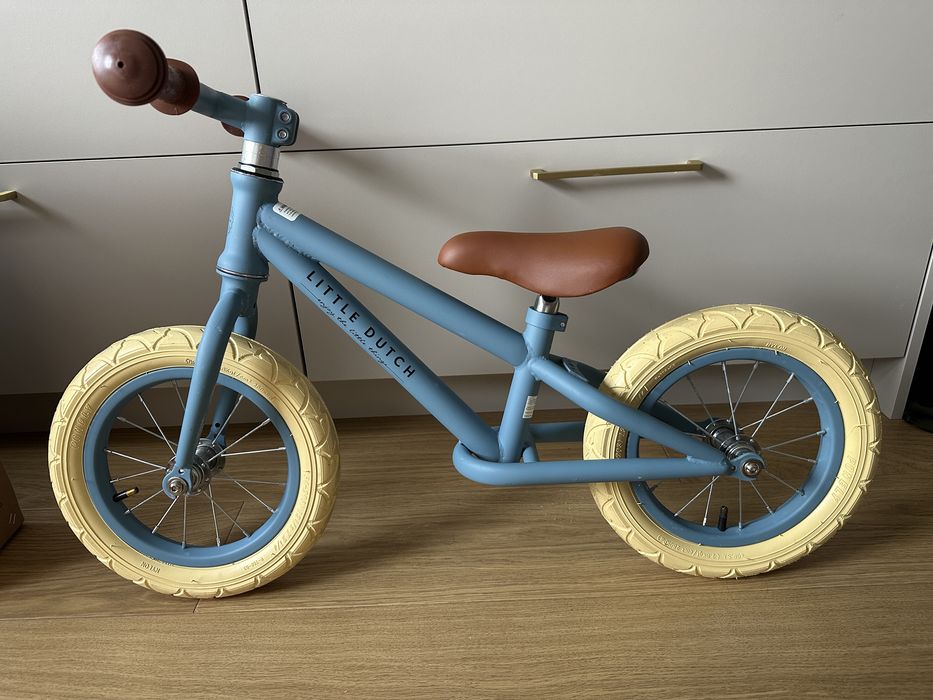 Little dutch rowerek biegowy błękitny