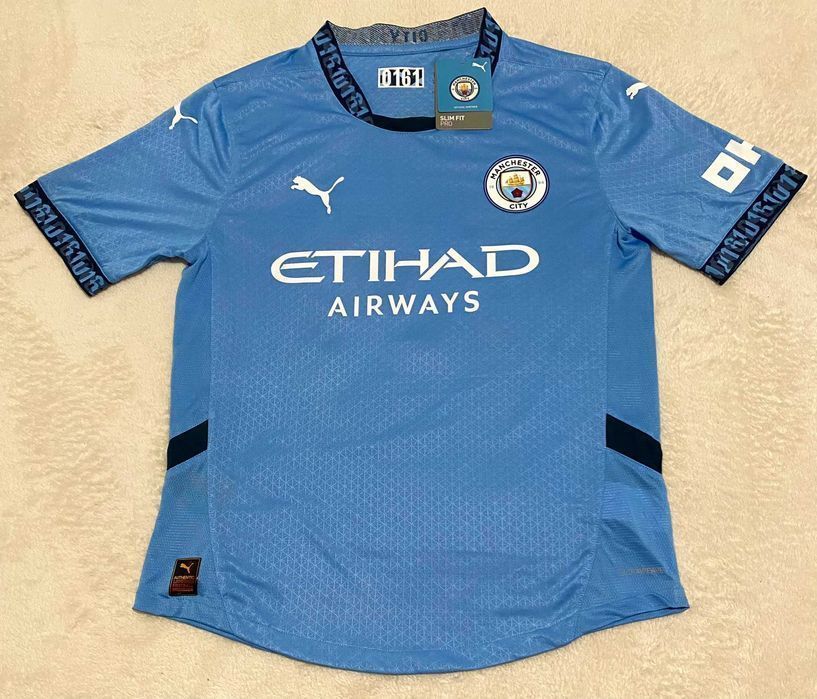 Manchester City Football Club Home Player Edition 2024/2025 RODRIGO 16