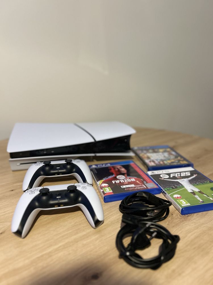 PlayStation 5 z 2 padami + 3 gry – JAK NOWA, z ubezpieczeniem!