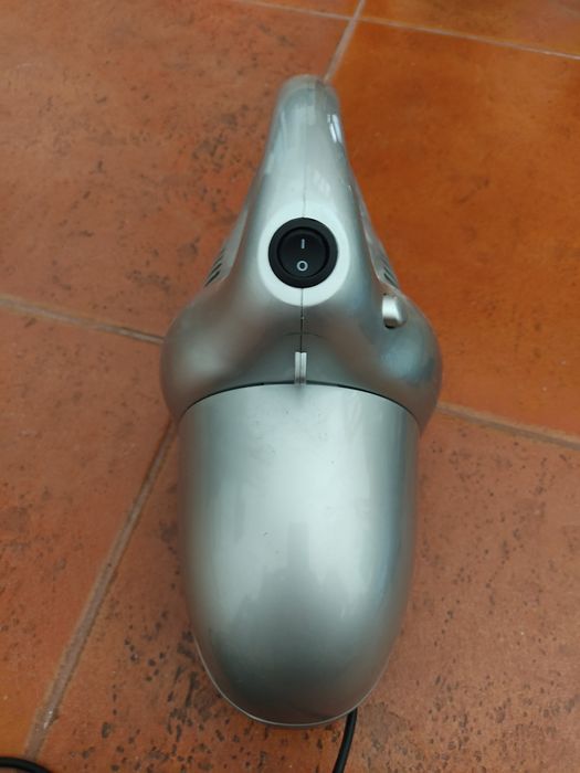 Mini Aspirador de Corrente