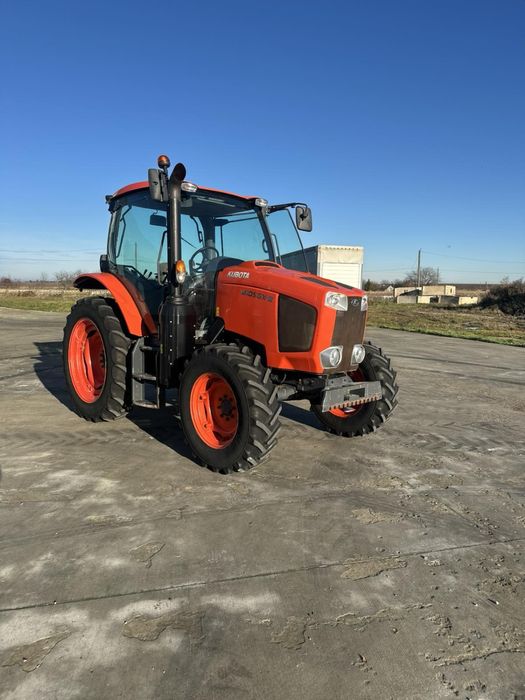 Трактор Kubota M105GX японія