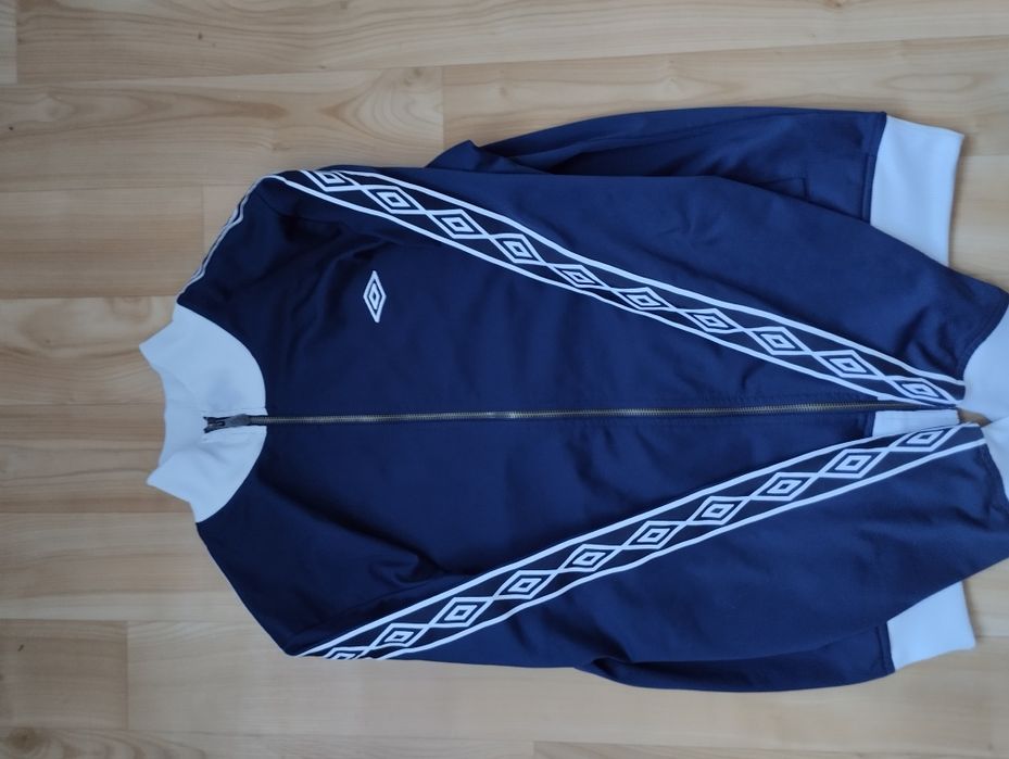 Олимпийка Umbro на лампасах M