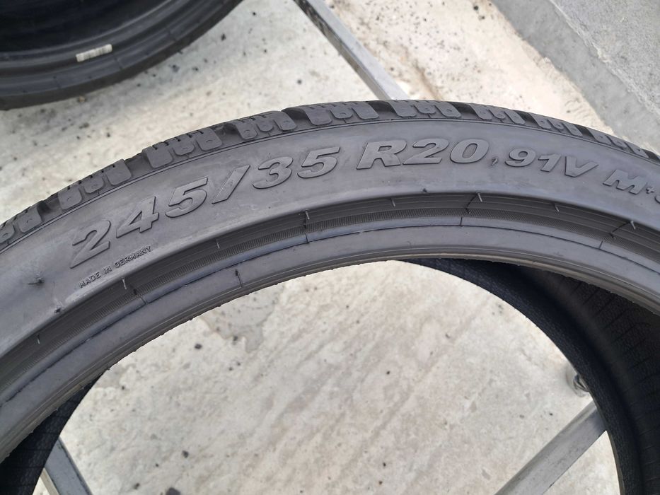 Резина зима 90% Pirelli 245/35 295/30 R20 Sottozero Winter 240 serieII