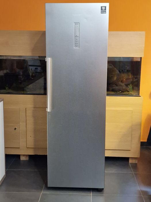 Frigorífico Samsung 387L, como novo