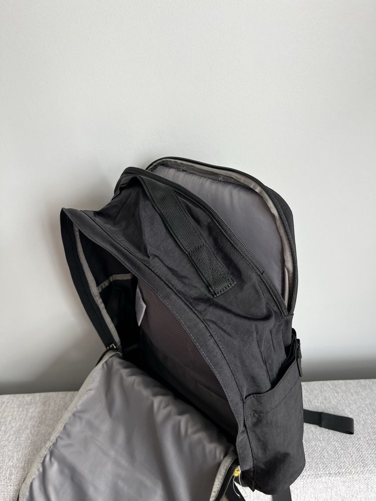 Оригінал The North Face (16L) Berkeley Daypack Рюкзак NF0A52VQ84Z