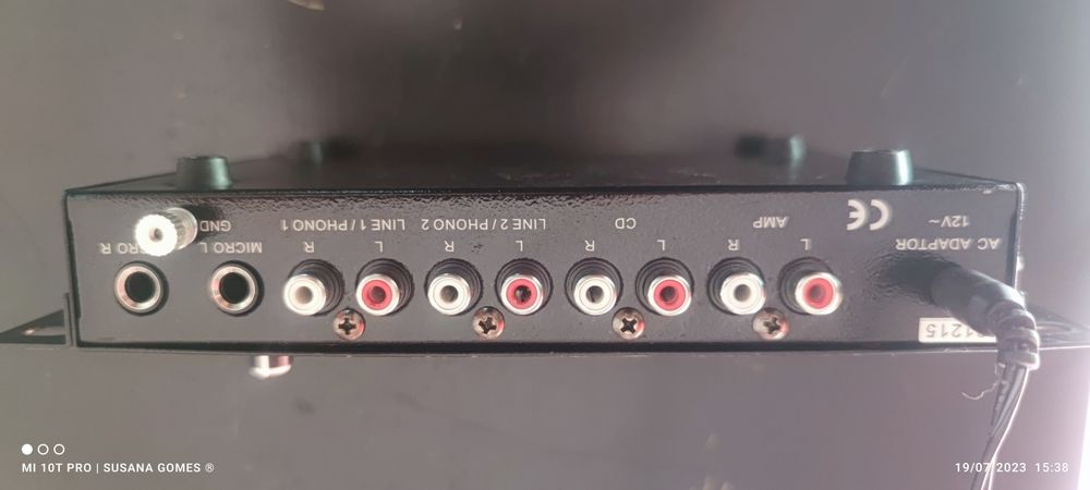 Mesa de mistura a funcionar