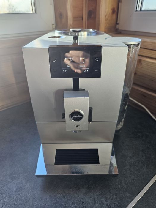 Ekspres do kawy automatyczny Jura Ena 8 nowe żarna po serwisie BDB