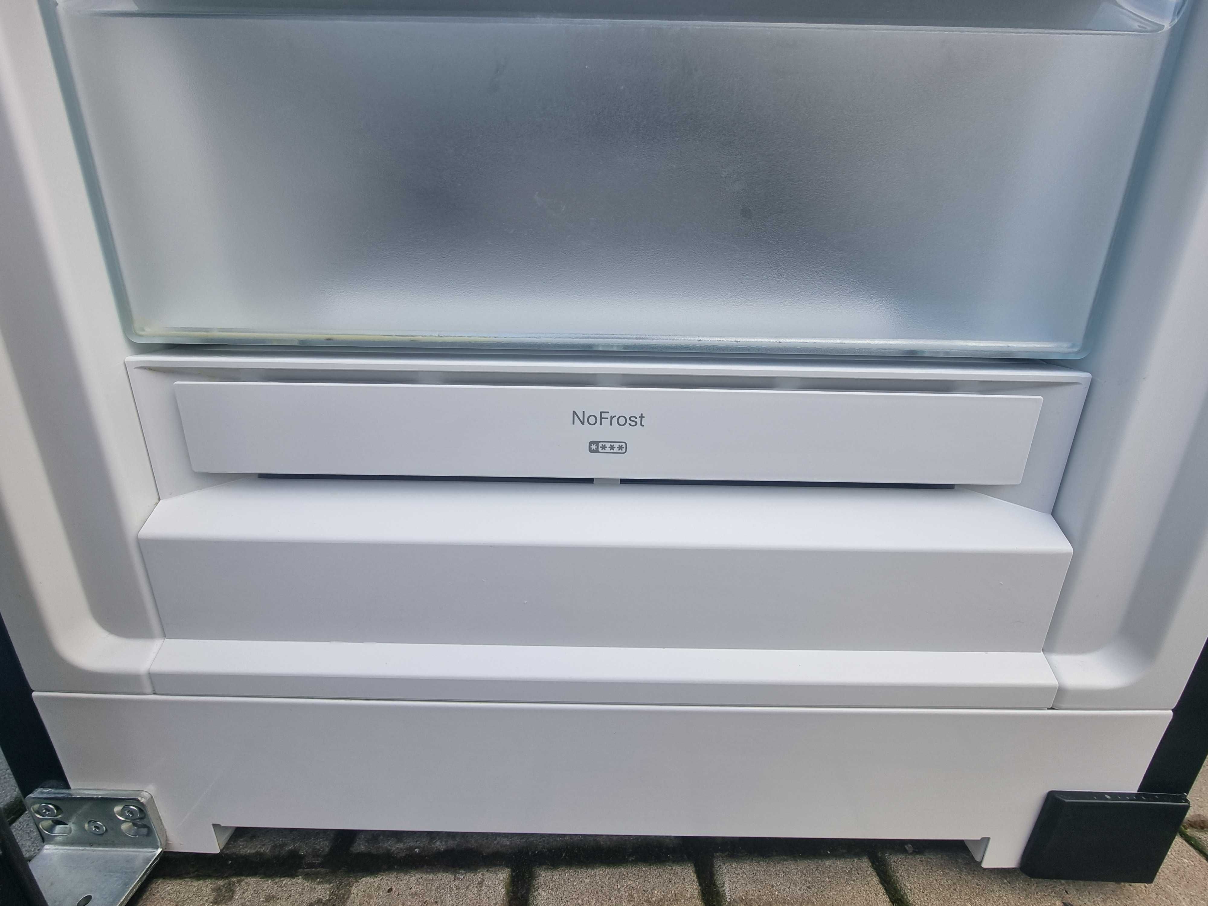 Zamrażarka Miele FNS 4782 E, Blacksteel, NoFrost, VarioRoom JAK NOWA