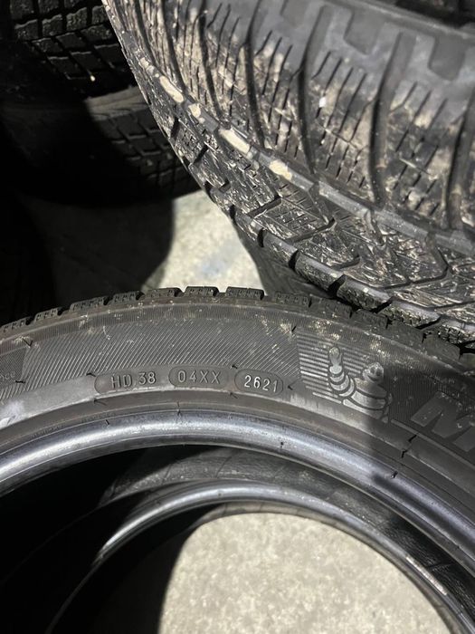 Michelin 215/50/17 пара зимних шин