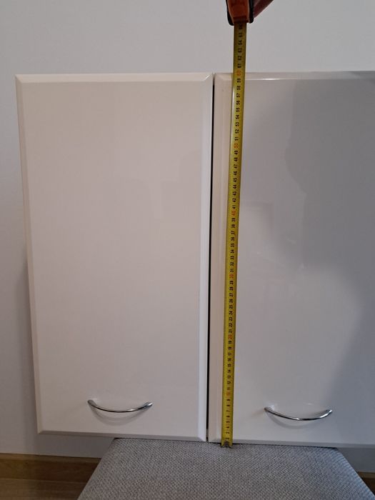 Szafka wisząca łazienkowa