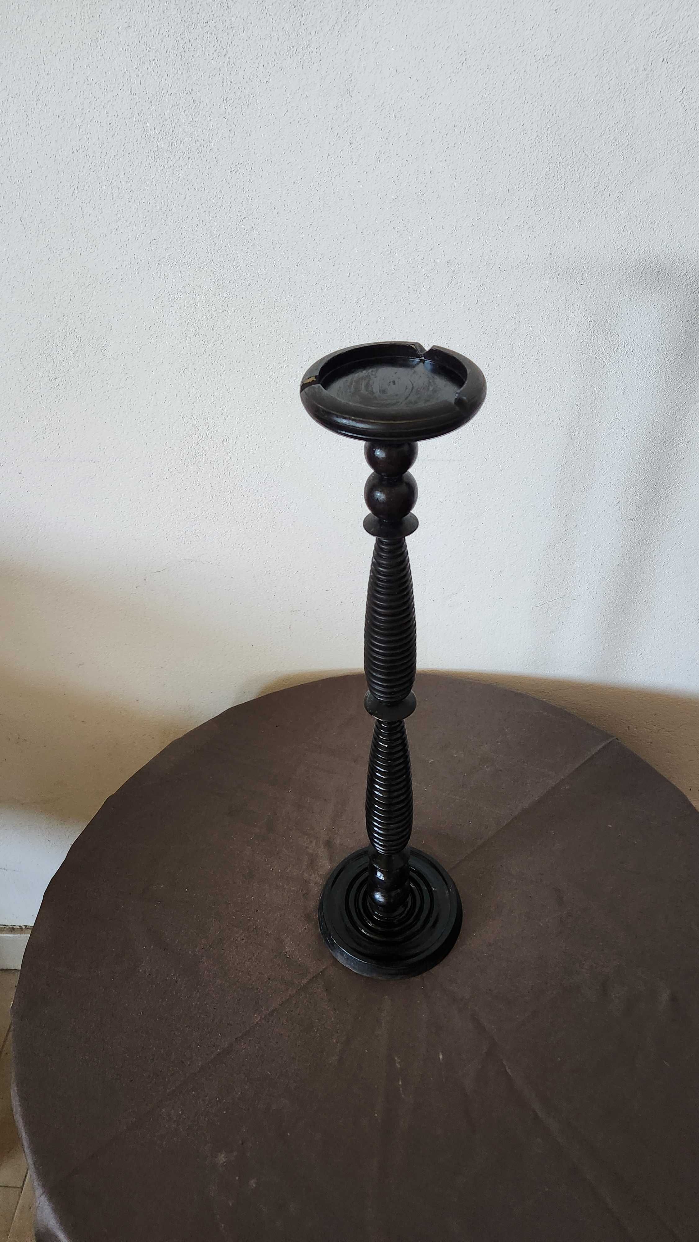 Cinzeiro Pau Preto