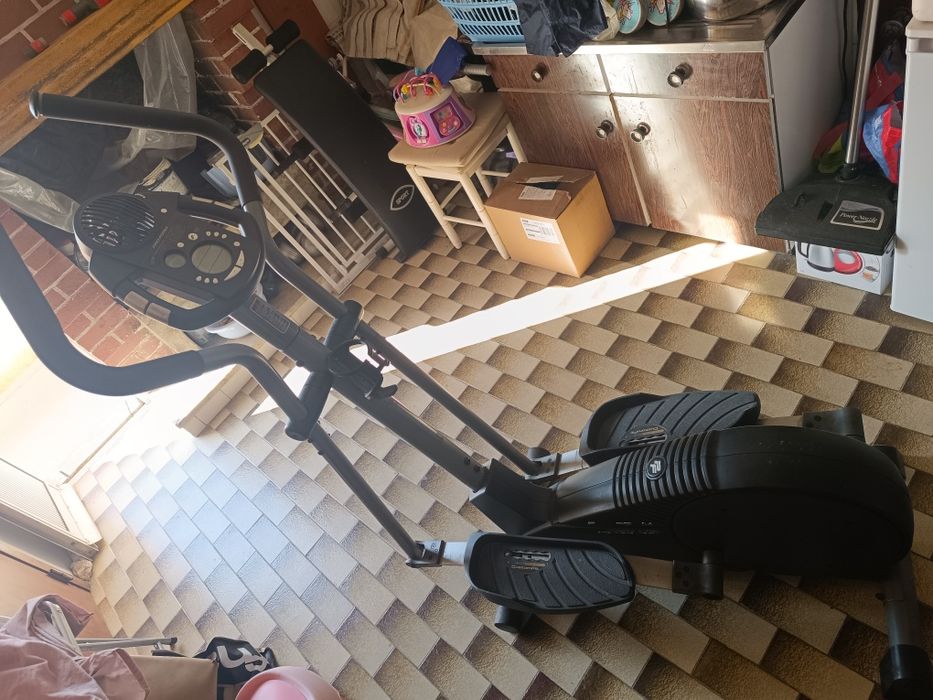 Máquina elitica multifunções