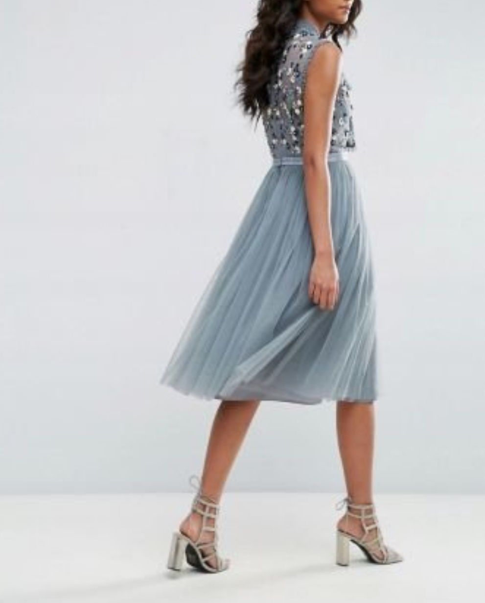 Midi sukienka needle&thread ekskluzywna seria Asos