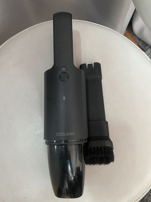 Автомобільний пилосос (акумуляторний)