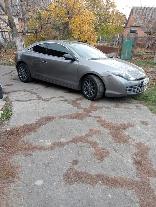 Рено лагуна спорт купе , обмін на авто з коробкою автомат